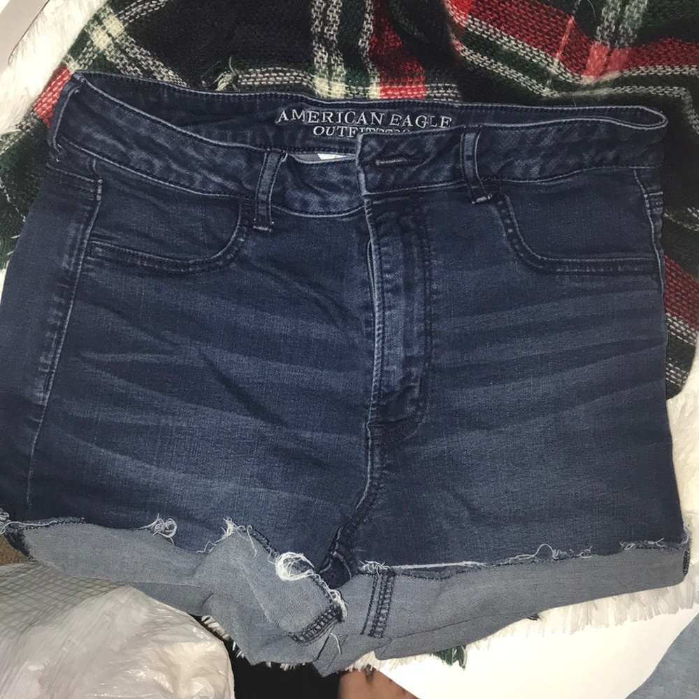 American eagle shorts!